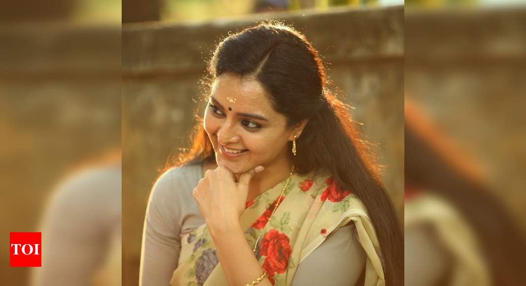 Actress Manju Warrier Manju Warrier Posts A Heartfelt Note About The