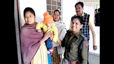 Child lifted from market rescued, two women held