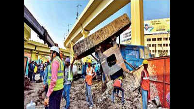 MahaMetro to fix penalty on contractor for Nashik Phata piling rig collapse on Monday