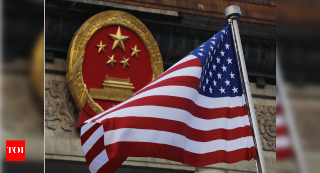 US, China hold crucial talks to ease trade war - Times of India