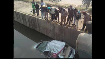 Five-year-old girl killed, mother critical after car falls into drain in Ambala