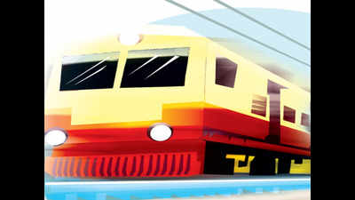 Robber jumps off moving train with gold ornaments worth rupees 2.5 crore