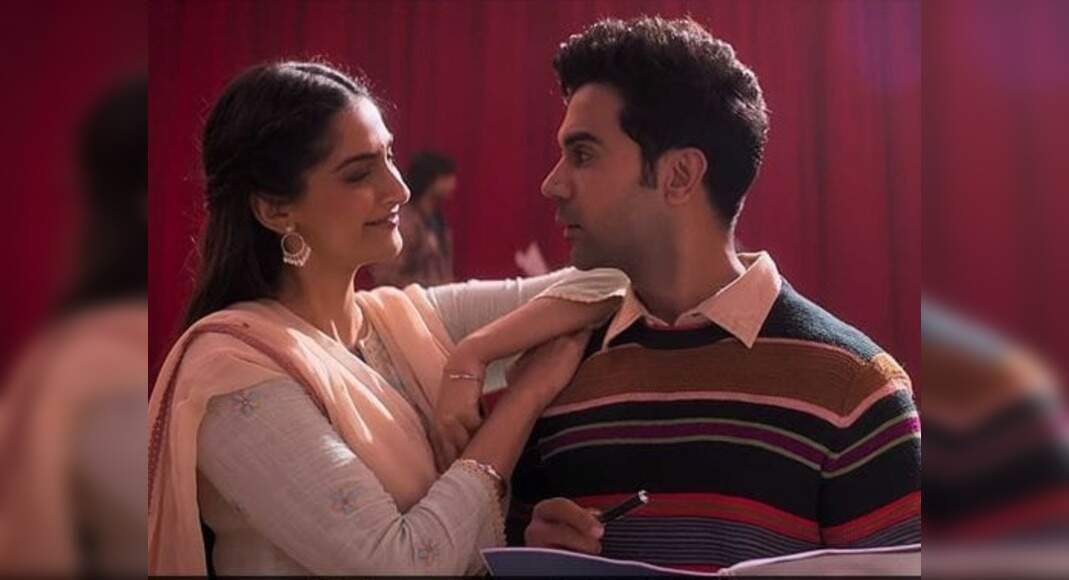 The title song of ‘Ek Ladki Ko Dekha Toh Aisa Laga’ is a modern