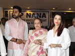 Celebs attend Nana Chudasama's prayer meet