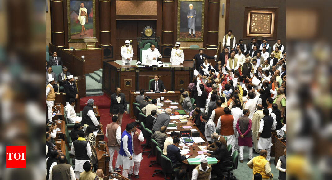 Madhya Pradesh MLAs to get crash course in anti-defection law | Bhopal ...