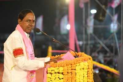 TRS chief KCR against sharing stage with Rahul Gandhi, to skip Mamata's Jan 19 rally
