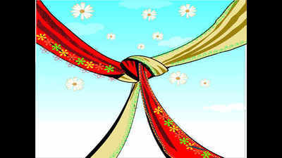 Inter-caste marriage: 11 booked for ordering eviction of newlywed’s kin