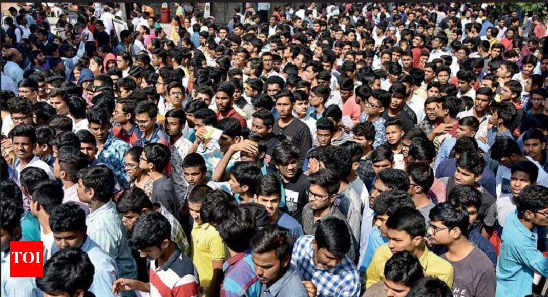 Odisha govt to provide Rs 20k to under-privileged students for higher studies