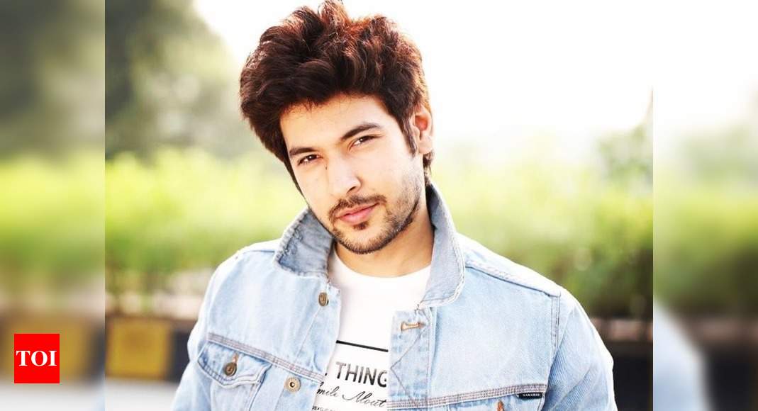 Shivin Narang gets nostalgic as he completes 7 years in Mumbai; shares ...