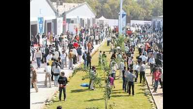 Red alert for black at Vibrant Gujarat Summit