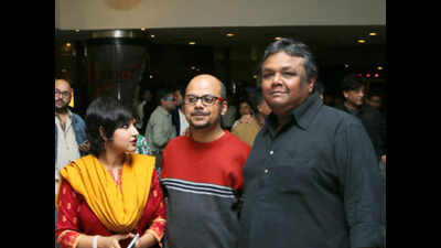 Intelligentsia decry heckling of Srijato