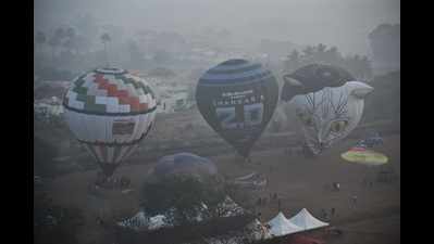 Hot air deals balloon news