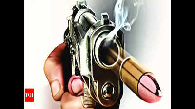 Gangster shot in front of six-year-old daughter, wife