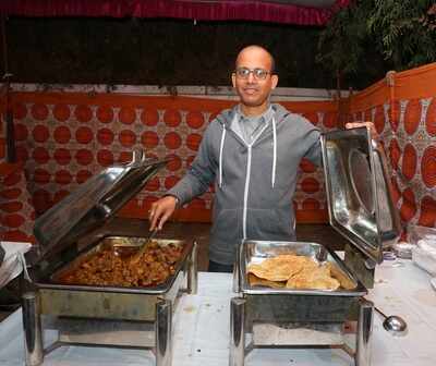 Indoreans feast on mouthwatering Bengali cuisine