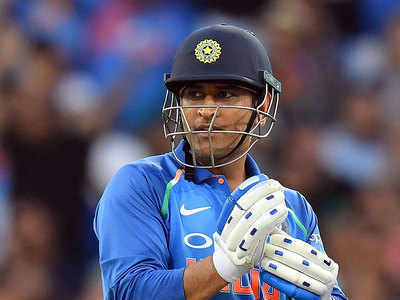 MS Dhoni's illegal run went unnoticed during 2nd India vs Australia ODI in Adelaide