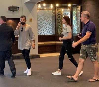 Fans are awe-struck as spot their favourite couple Anushka Sharma and Virat Kohli in Australia