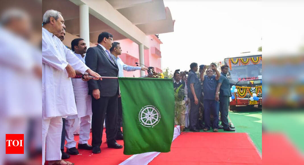 Odisha CM flags off high-end Rajdhani bus services | Bhubaneswar News ...