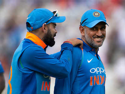 India vs Australia: No one is more committed to Indian cricket than MS Dhoni, says Virat Kohli
