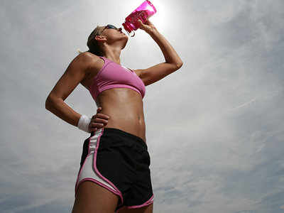 Why marathon runners must avoid dehydration and over-hydration