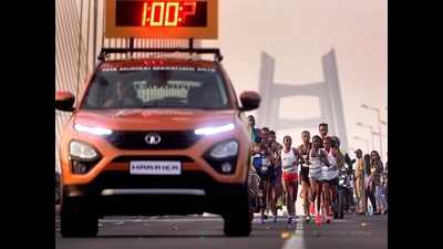 Mumbai Marathon: 14 runners hospitalised; over 3,200 needed medical attention