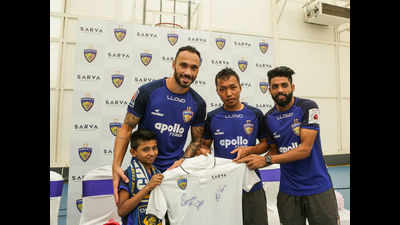 Chennaiyin FC players interact with fans