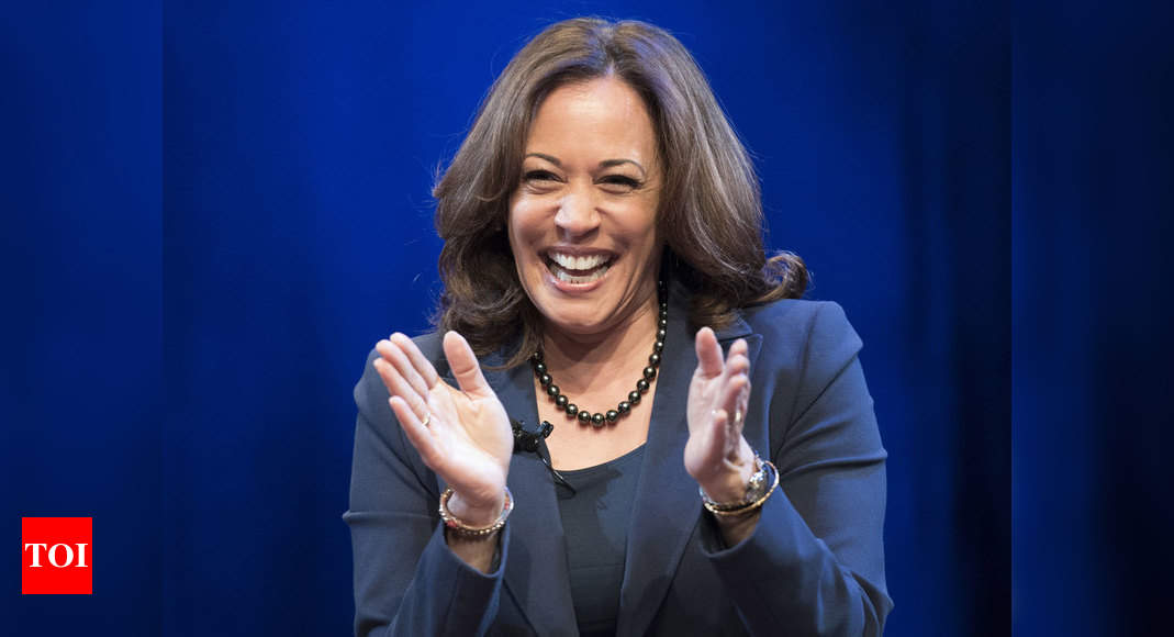 Камала харрис фото сейчас Kamala Harris joins Tulsi Gabbard in run for White House - Times of India