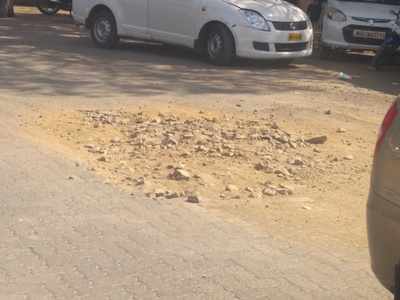 Road dug up unattended near Marol school