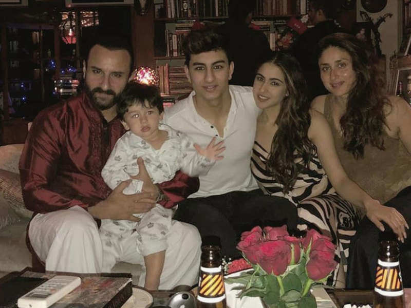 Sara Ali Khan has been such a fan of Kareena Kapoor Khan, people told her she willed Bebo into her life | Hindi Movie News - Times of India