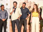 Anil Kapoor, Vijay Patkar, Johny Lever, Ajay Devgn, Madhuri Dixit and Indra Kumar