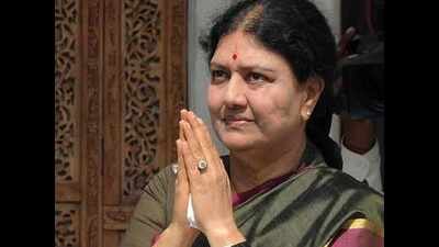 VIP treatment in jail; IPS officer counters Sasikala's lawyer's warning