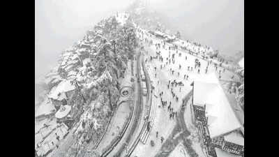 Heavy snowfall, rains freeze Himachal