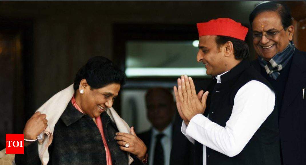 Akhilesh Yadav evasive on Mayawati as PM, says will discuss after poll 