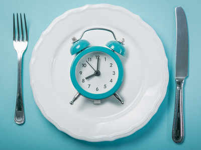 Intermittent fasting and low-cal diet: 5 best tips for weight loss
