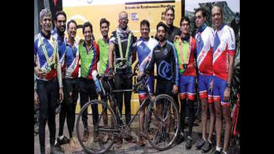 A 60-year-old, a doctor, and their motley crew set for cycle ride to Kanyakumari