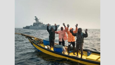 30 Navy, Coast Guard ships take part in Sea Vigil exercise