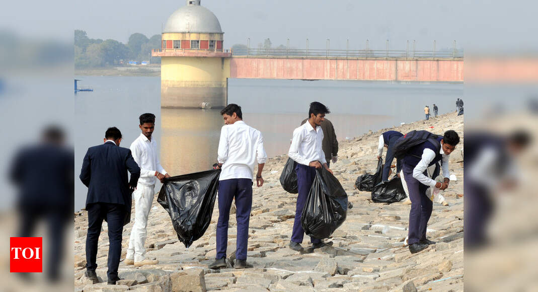 How a Facebook post led to Ranchi dam clean-up drive | Ranchi News ...
