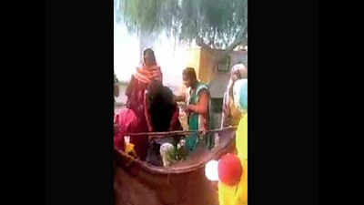 PHC slams door, pregnant woman delivers on road