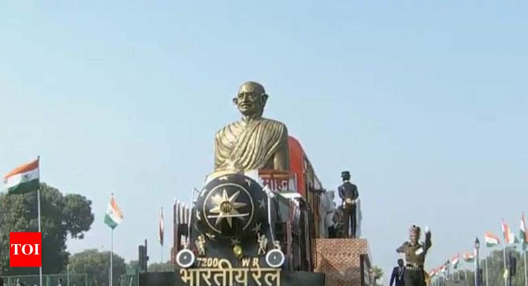 Facets of Mahatma Gandhi's life depicted in 22 tableaux take centre stage at Rajpath 