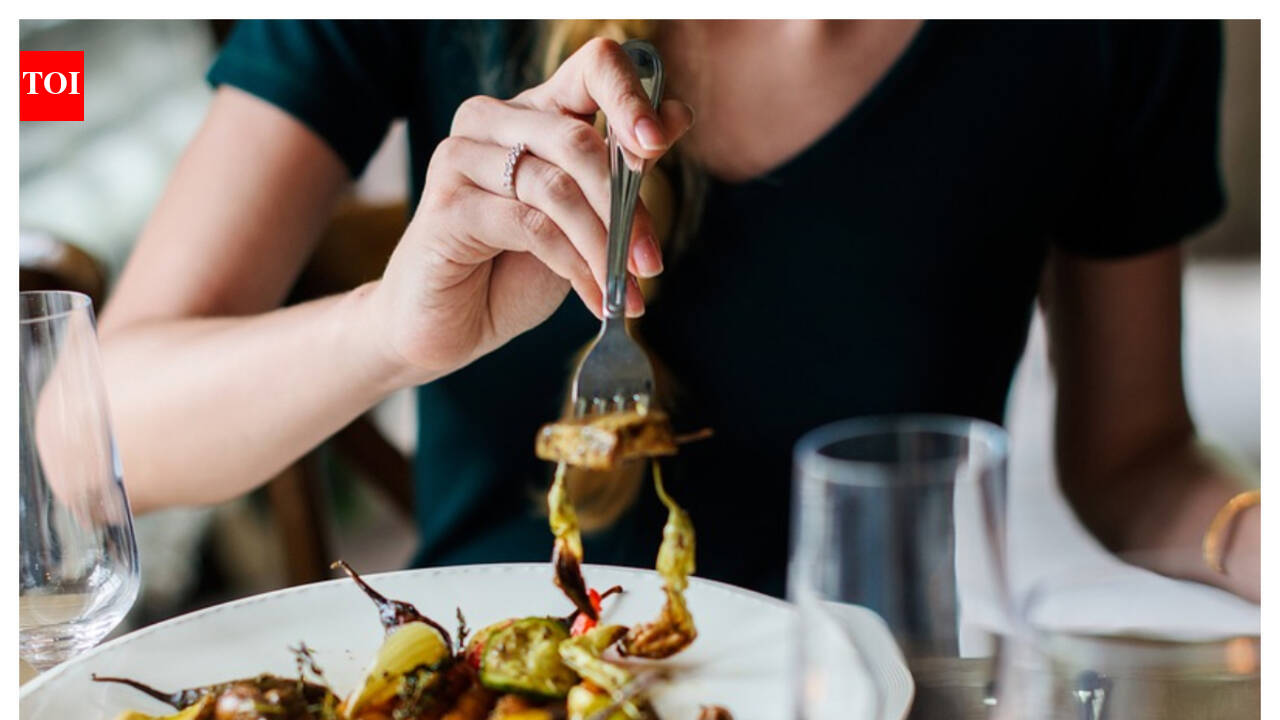Healthy Food Habits: 11 habits you MUST avoid after a meal