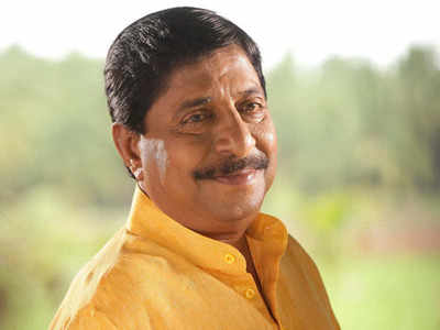 Actor-director Sreenivasan hospitalised; on ventilator