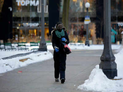 Deep freeze grips US Midwest, blamed for at least 12 deaths