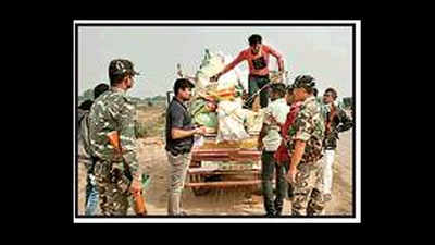 Massive combing operations on state border in view of Red threat