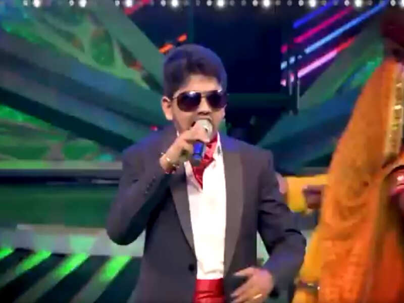 vijay tv super singer poovaiyar