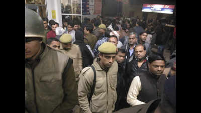 UP: RSS activist beaten up in Aligarh, five cops suspended
