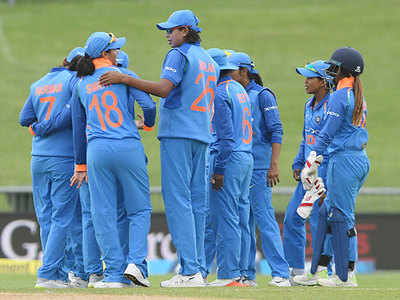 India Vs New Zealand: Indian women walloped by New Zealand in dead ...