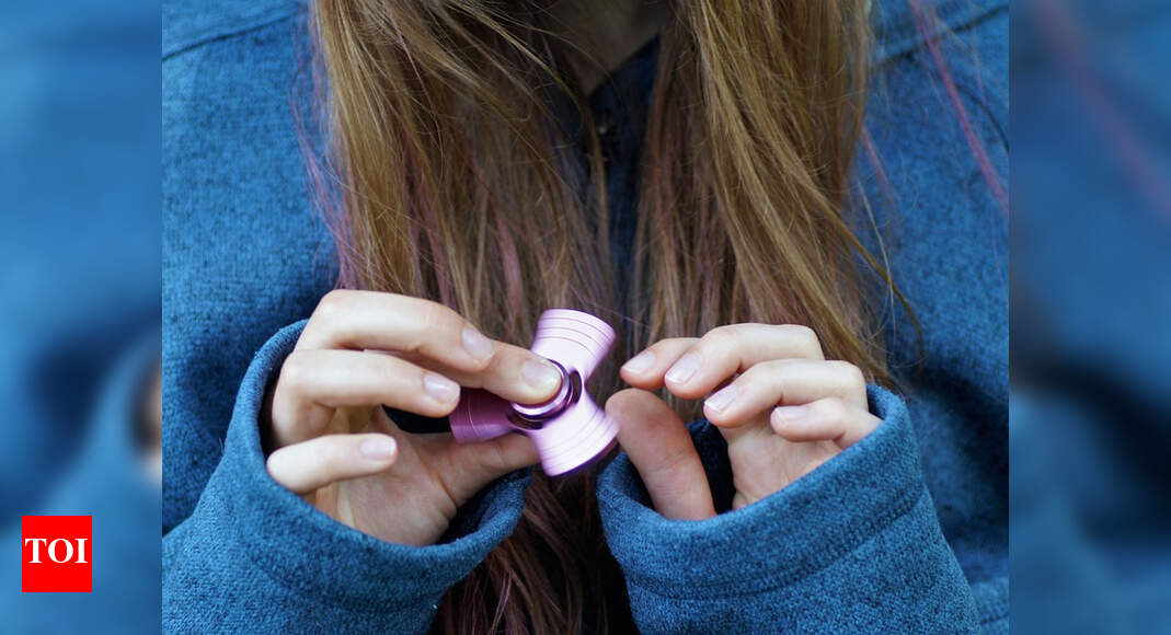 Health Benefits of Fidgeting: Do You Fidget? Here is How it is ...