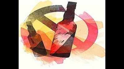 Punjab: AAP demands liquor corporation to ‘check mafia’