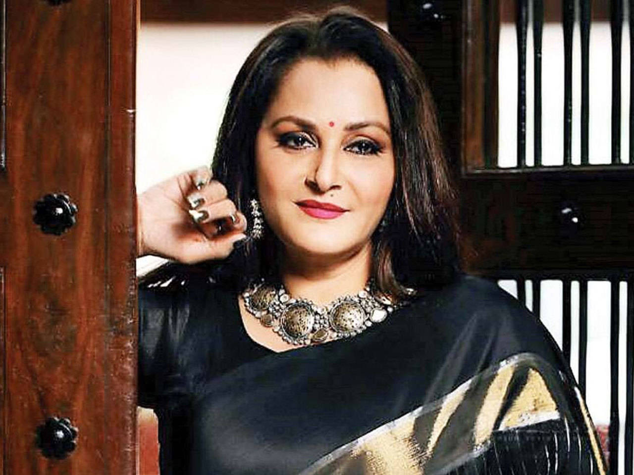 Jaya Prada contemplated suicide when her morphed pictures went viral on social media, claims Azam Khan attempted an acid attack on her Hindi Movie News