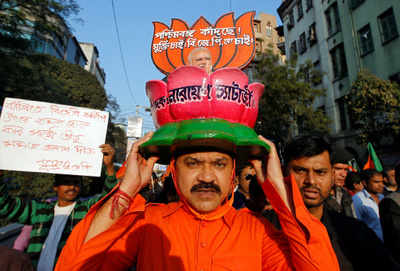 BJP, TMC activists clash in West Bengal ahead of PM's visit