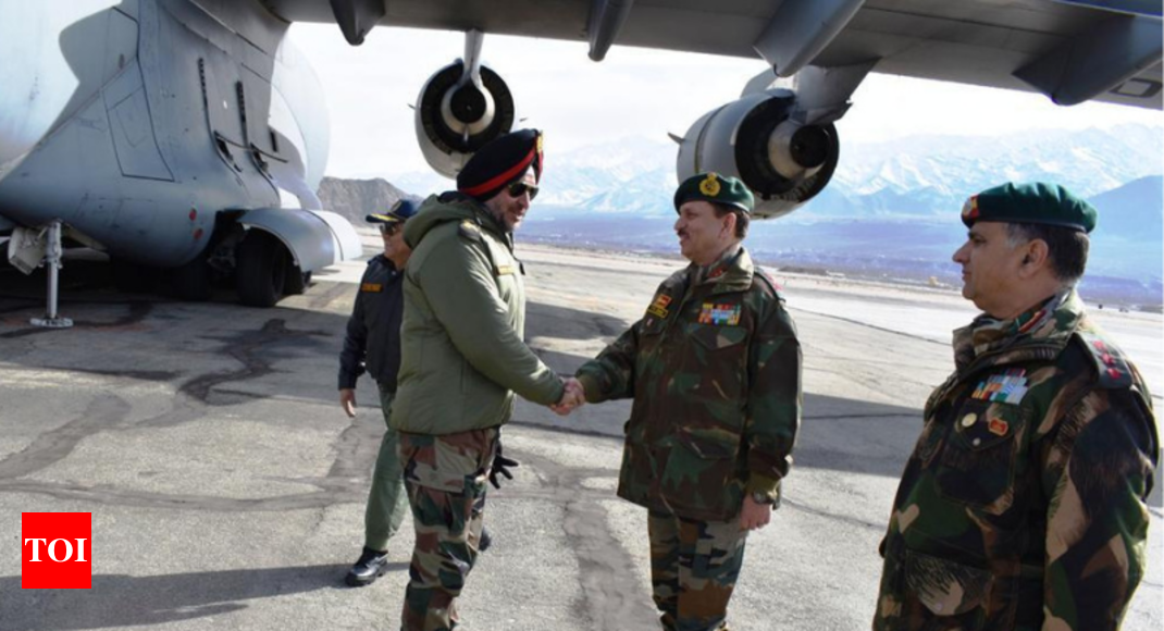 Top Army commander visits Leh ahead of PM's visit 